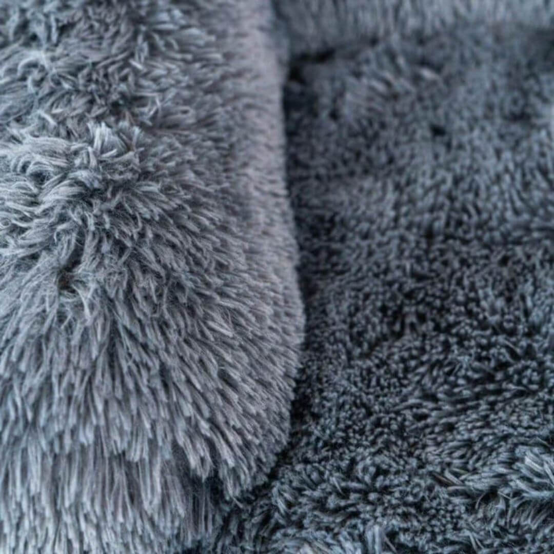 MrFluffyFriend™ - Fluffy Couch Cover for Dogs